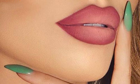 آرایش لب آمبره ,آرایش لب آمبره چیست,لوازم آرایشی موردنیاز برای آرایش لب آمبره