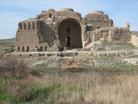 دسترسی به کاخ اردشیر بابکان