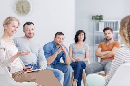 خانواده پسر در مجلس خواستگاری چگونه رفتارکنند,  اصول اخلاقی در مجالس خواستگاری