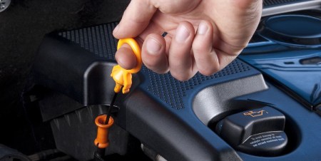 نحوه بررسی روغن ترمز