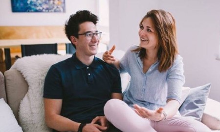 وظایف زن در قبال شوهرش