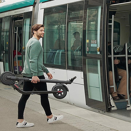 مشکلات دوچرخه سورای, ایمنی اسکوتر برقی یا دوچرخه, سرعت دوچرخه در مقابل اسکوتر برقی