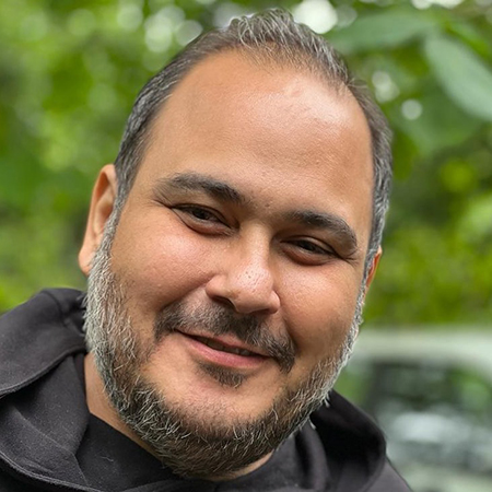 رضا داوودنژاد, بیوگرافی رضا داوودنژاد