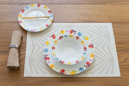 چیدمان میز صبحانه,راهنمای چیدمان میز صبحانه