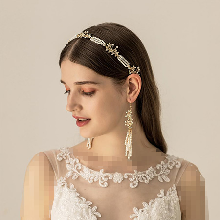 راهنمای خرید زیورآلات, خرید زیورآلات و النگو,انتخاب زیورآلات و ست کردن آن با لباس