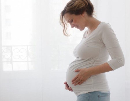 برای مراقبت‌های بارداری و زایمان تحت نظر چه کسی باشم