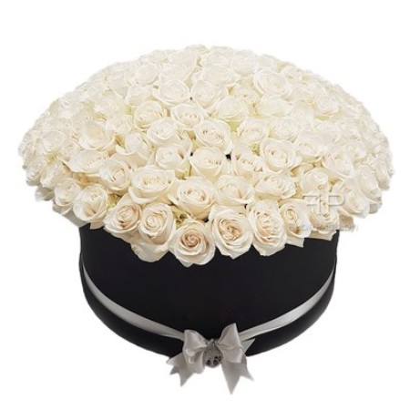 باکس گل لاکچری هدیه‌ای شیک و دلنشین,باکس گل لاکچری هدیه‌ای ارزشمند,باکس گل لاکچری یکی از زیباترین هدایا