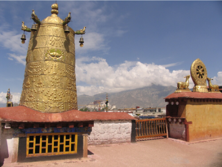 سفر به قصر پوتالا