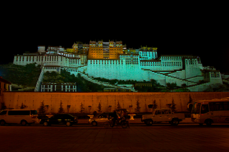 اطلاعات تاریخی قصر پوتالا