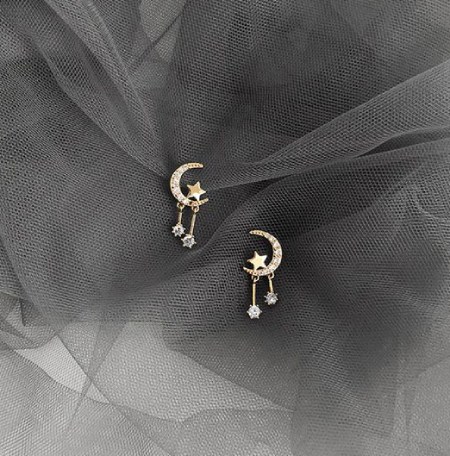 مدل گوشواره میخی نگین دار