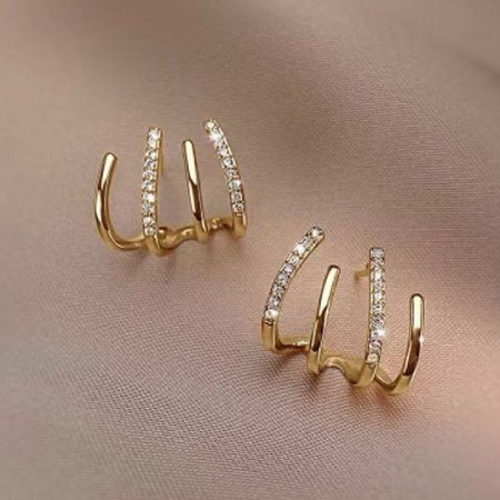 گوشواره میخی