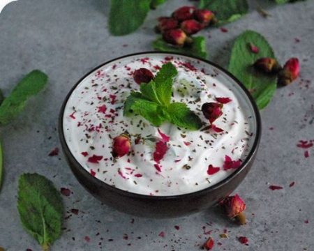 تزیینات هنری ماست با مواد خوراکی