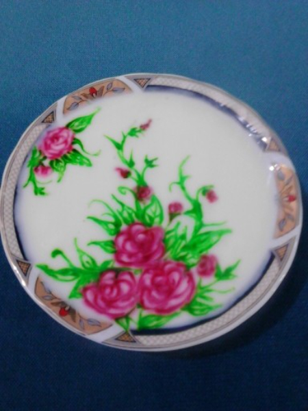 نقاشی روی ماست با الگوهای هنری مختلف