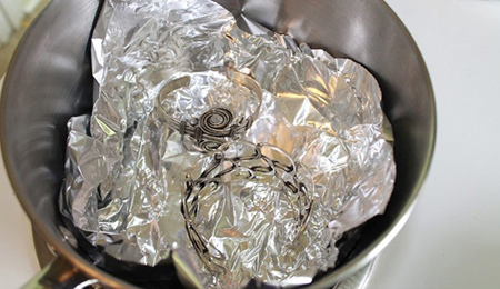 آشنایی با استفاده از فویل در خانه,استفاده های جالب از فویل