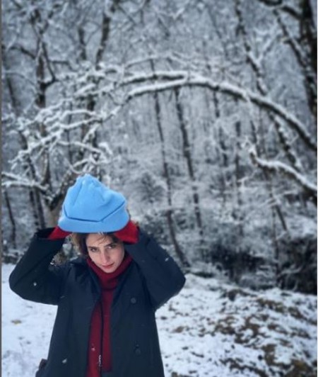 بیوگرافی سها نیاستی