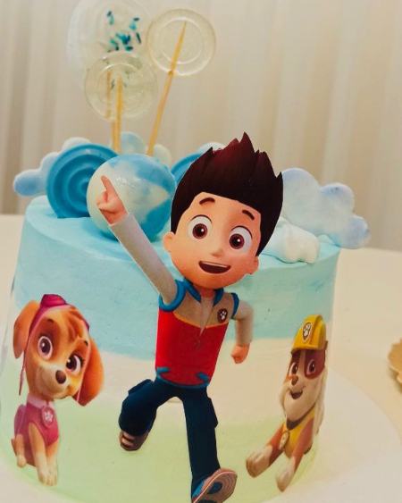 عکس کیک تولدی با تم سگهای نگهبان