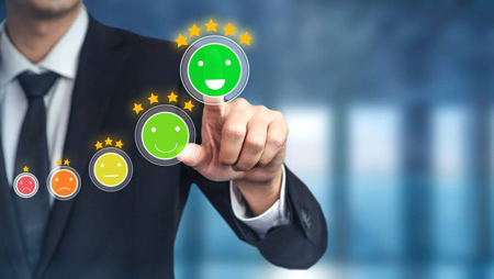 تبلیغات موثر برای جذب مشتری , راه های جذب مشتری, برای تبلیغات جذاب رضایت مشتری را مد نظر قرار دهید