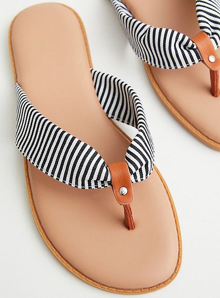 دمپایی لاانگشتی کفی دار