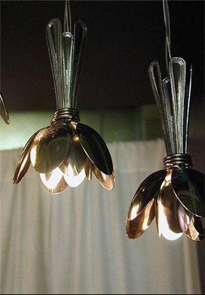 بازسازی وسایل کهنه, استفاده از وسایل کهنه