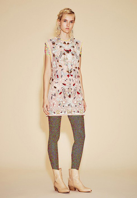 آشنایی با لباس های برند ولنتینو, کلکسیون لباس زنانه والنتینو