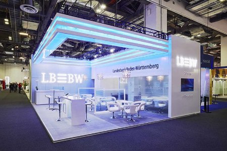 اجاره تجهیزات نمایشگاهی