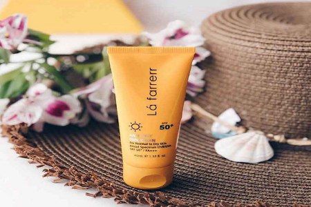 ضد آفتاب لافارر