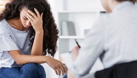 علائم اختلال استرس پس از خیانت