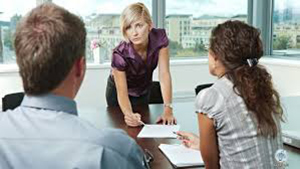 موفق به متقاعد کردن دیگران