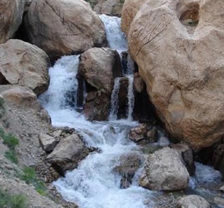  دسترسی به آبشار تنگه رود قر