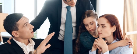 وکیل خانواده انلاین, خصوصیات وکیل خانواده, وکیل خانواده