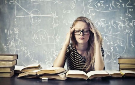 عادت بد در هنگام مطالعه که باید فوراً ترک کنید