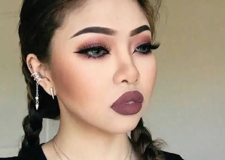 انجام آرایش چشم گرانچ