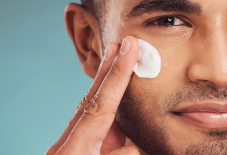 مراقبت از پوست خشک مردانه