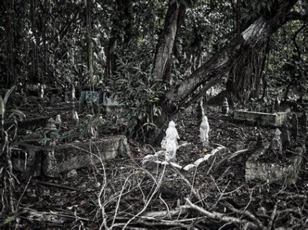 گورستان کبور کاسم, رمز و راز سنگ قبرهای کبور کاسم