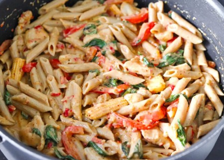 نکته هایی برای درست کردن پاستا مرغ کاری قرمز تایلندی