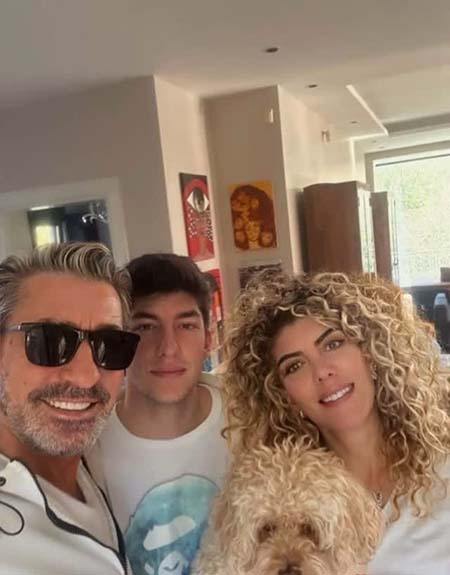 بیوگرافی ارکان پتک‌کایا, زندگینامه ارکان پتک‌کایا