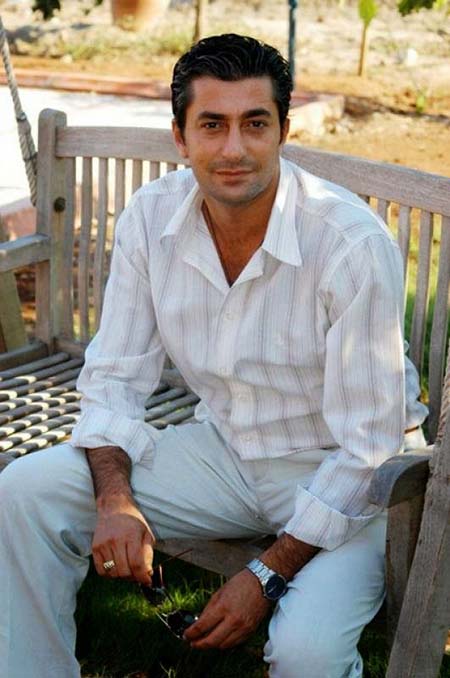 بیوگرافی ارکان پتک‌کایا, زندگینامه ارکان پتک‌کایا