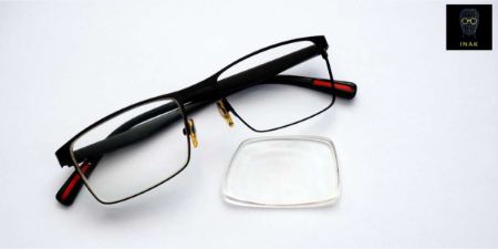 خرید عینک طبی