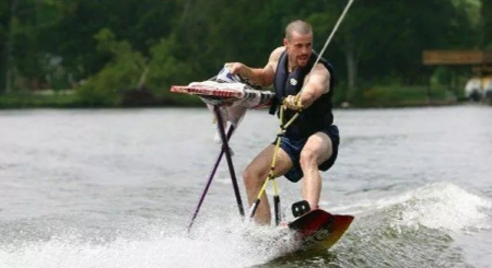 ورزش‌های ماجراجویانه, فواید ورزش اتوکشی در شرایط سخت