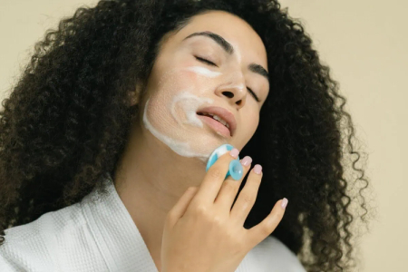 جوانی پوست با مواد طبیعی