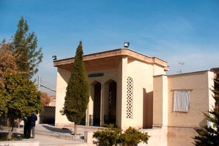 آرامگاه سیبویه شیراز, سیبویه کیست