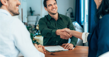 آداب دست دادن, تاریخچه دست دادن