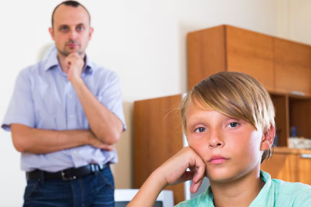 علت دوری عاطفی کودک از والدین