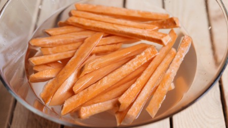 سیب زمینی سرخ کرده رستورانی, ترفند ترد شدن سیب زمینی