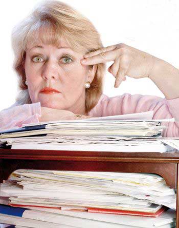 تهدید‌های جدی علیه زنان, خانم‌های جوان