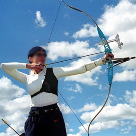 محافظ سینه کمانگیری, تجهیزات تیراندازی با کمان