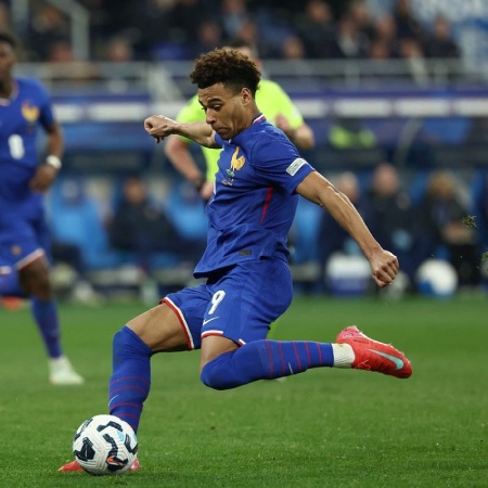 آمار حرفه ای دزیره دوئه