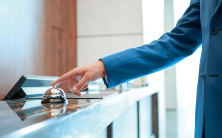 فرق هتل و متل, امکانات هتل و متل