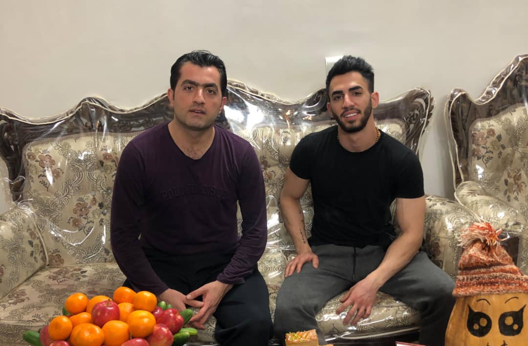 علیرضا عباسی در کنار برادر زادش مرحوم کربلایی عرفان عباسی