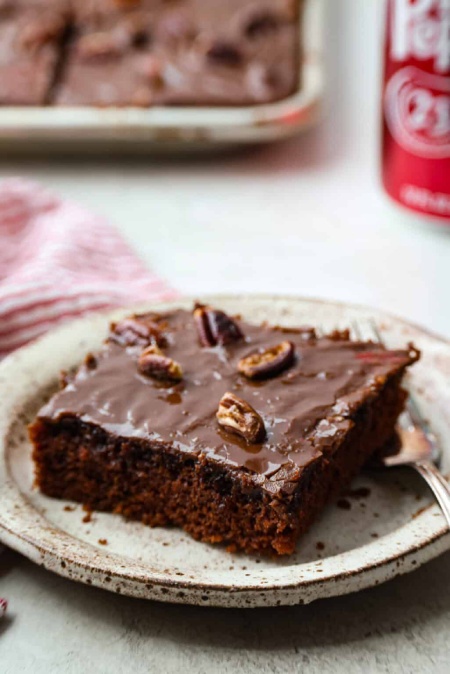 طرز درست کردن کیک ورقه ای دکتر پپر